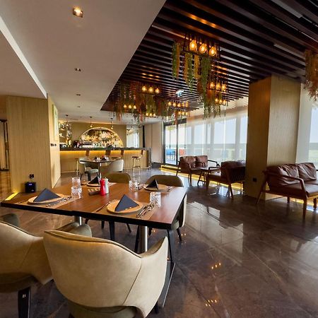 Millennium Place Mirdif Dubai Exterior foto