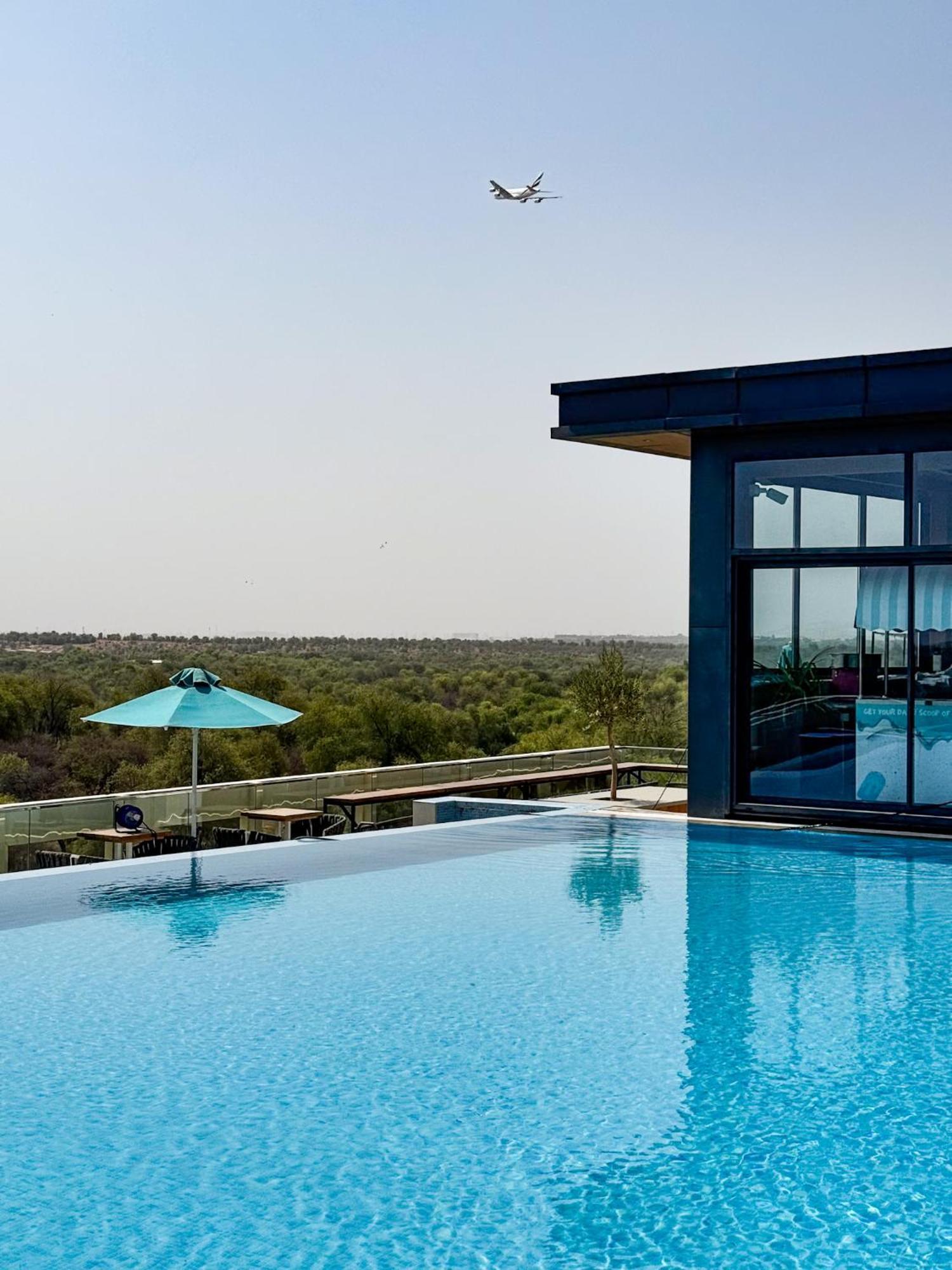 Millennium Place Mirdif Dubai Exterior foto